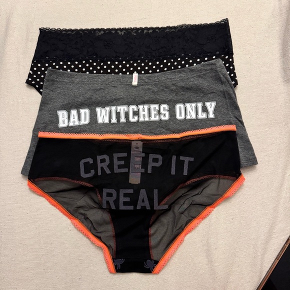 PINK Victoria's Secret Other - PINK Victoria's Secret Panty Set Size Medium BNWT